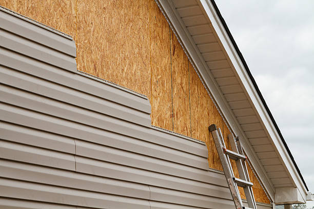 24/7 Emergency Storm Damage Siding Repair experts in Woburn, MA